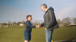 Clubkoorts deel 1: Jan Dirk van der Zee bezoekt Hazerswoudse Boys